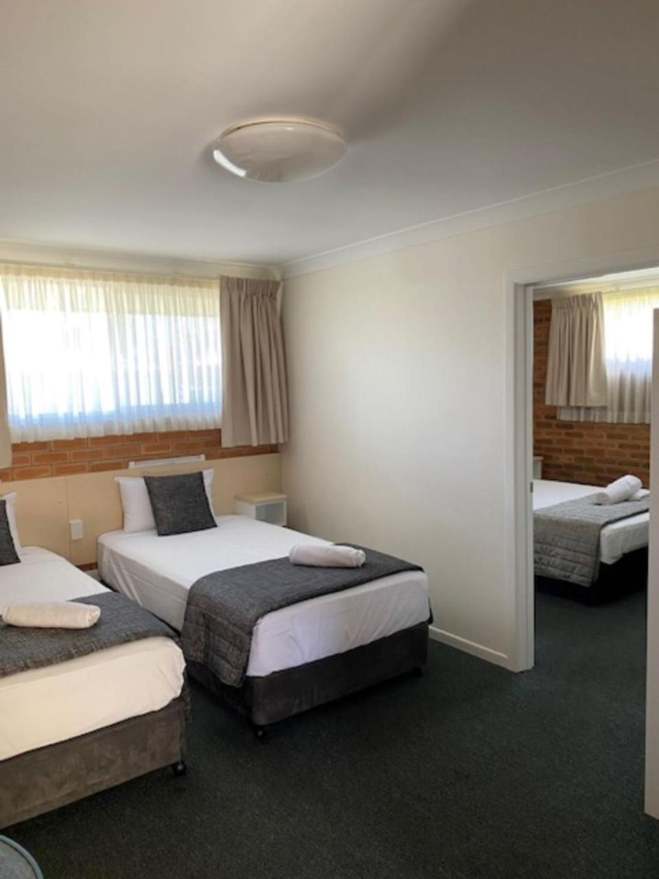 Buckaroo Motor Inn Warwick Kültér fotó