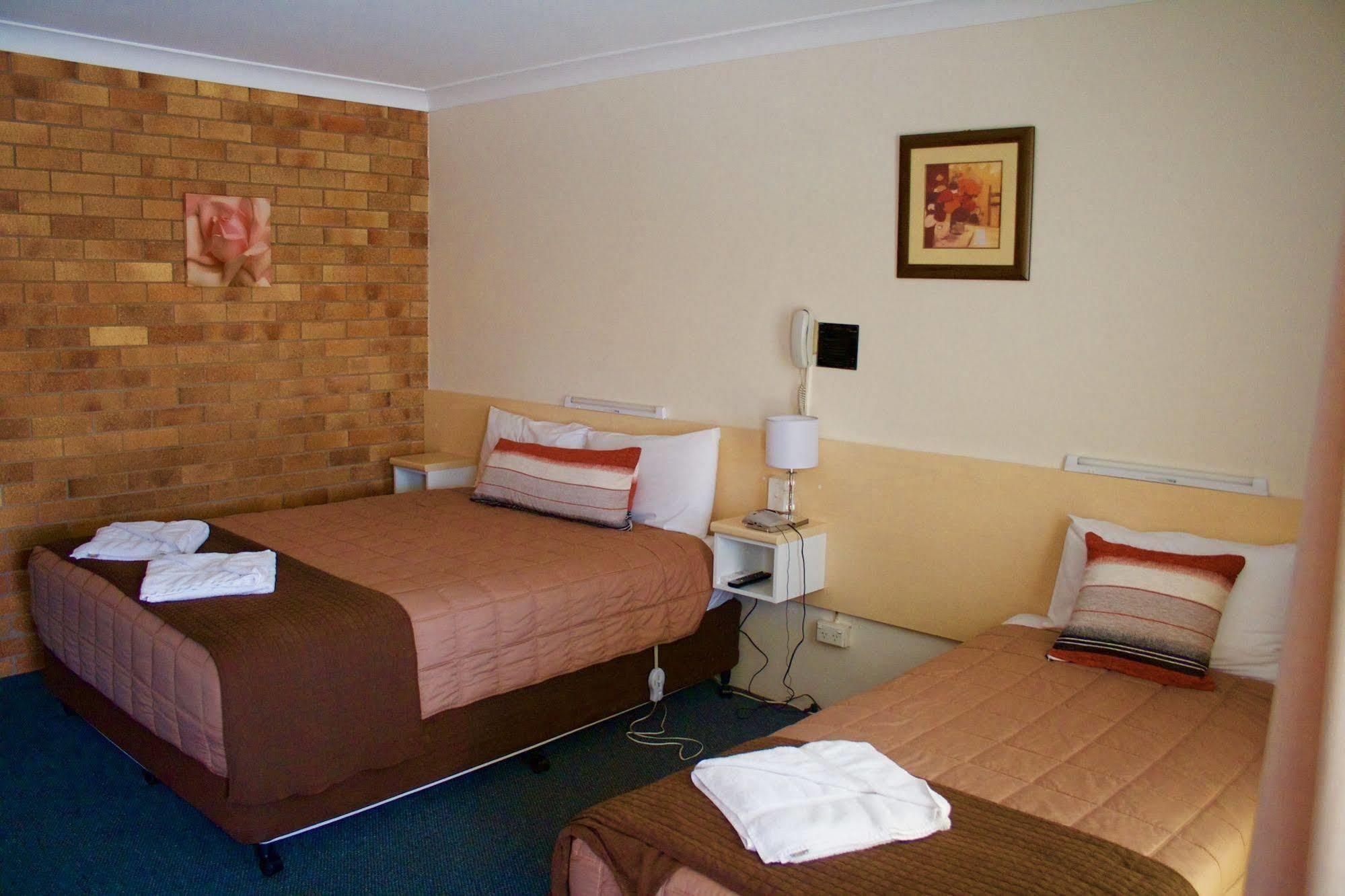 Buckaroo Motor Inn Warwick Kültér fotó