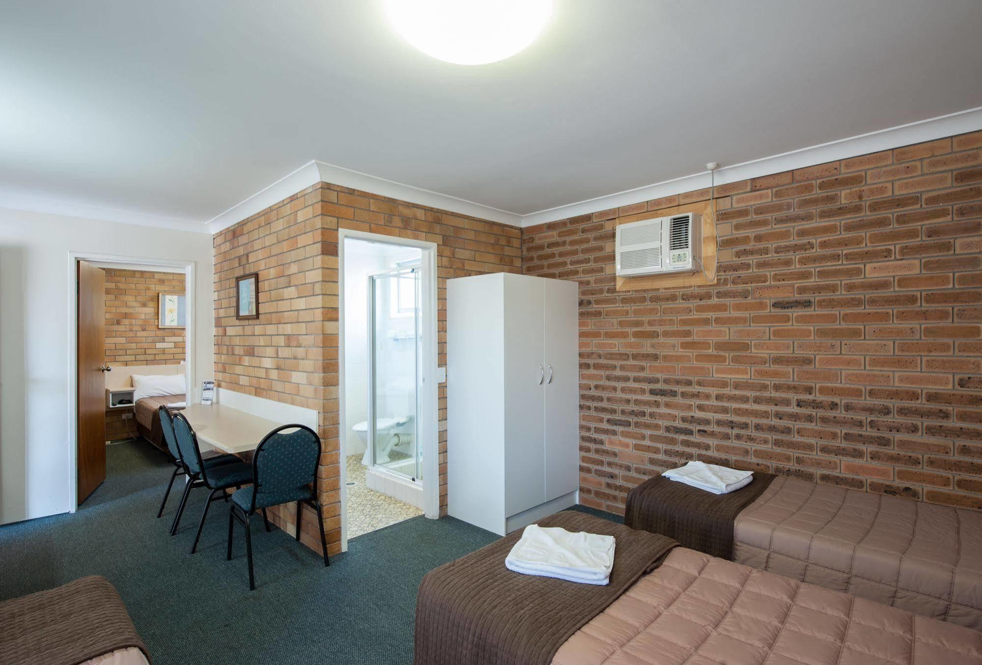 Buckaroo Motor Inn Warwick Kültér fotó