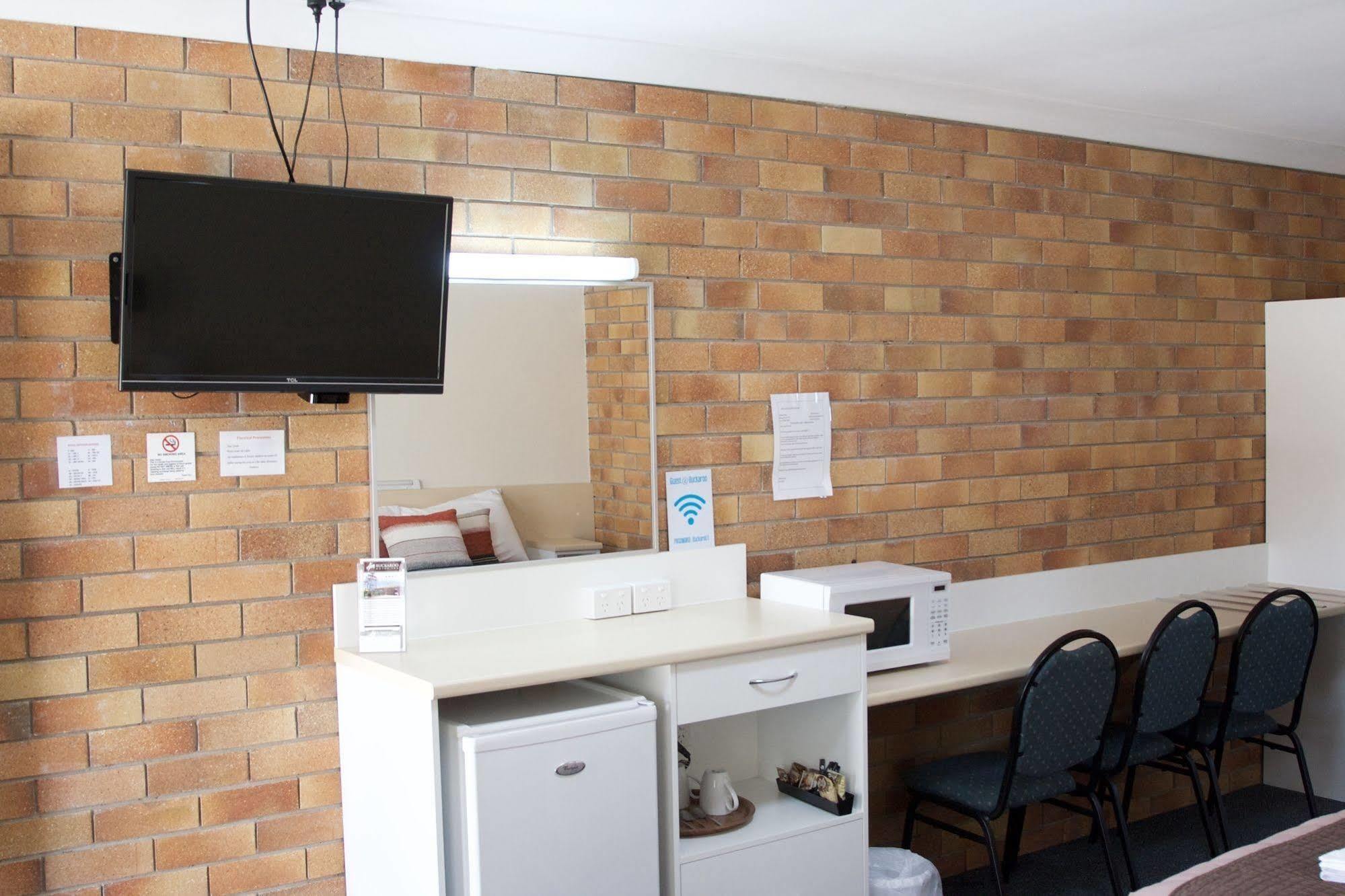 Buckaroo Motor Inn Warwick Kültér fotó